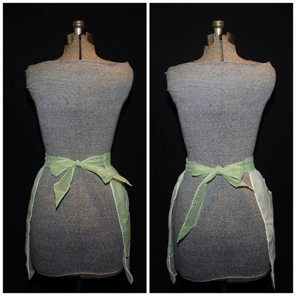 Vintage 50's REVERSIBLE Green Dotted Swiss & Ivory Organza Layered Hostess Apron - Picture 9 of 9